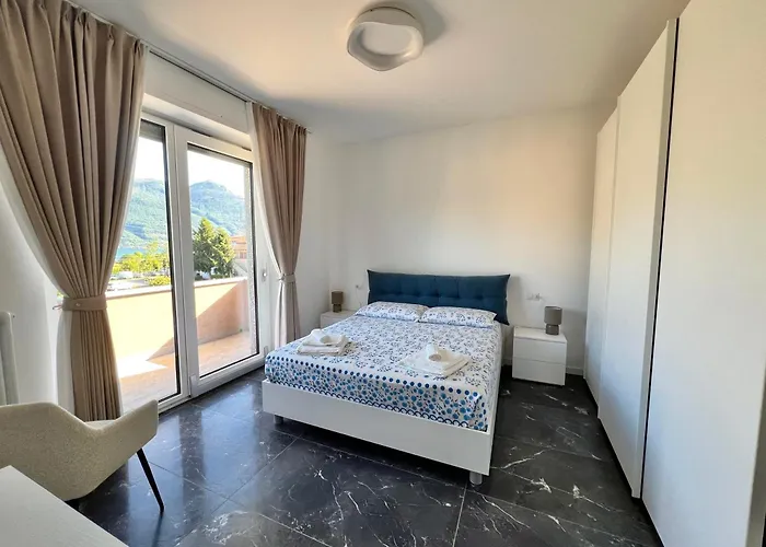 Premium - Terrazza Vista Apartman Colico